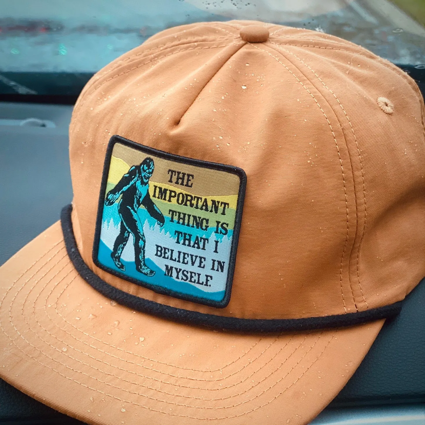 Bigfoot Believe Rope Hat (Camel Brown)